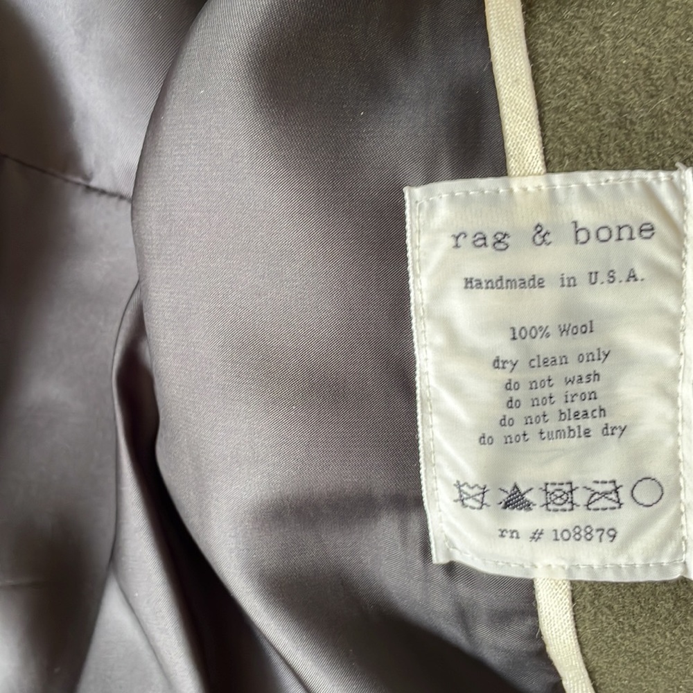 RAG & BONE wool army green peacoat w/ cream panel detail. Size 4 - Picture 9 of 9